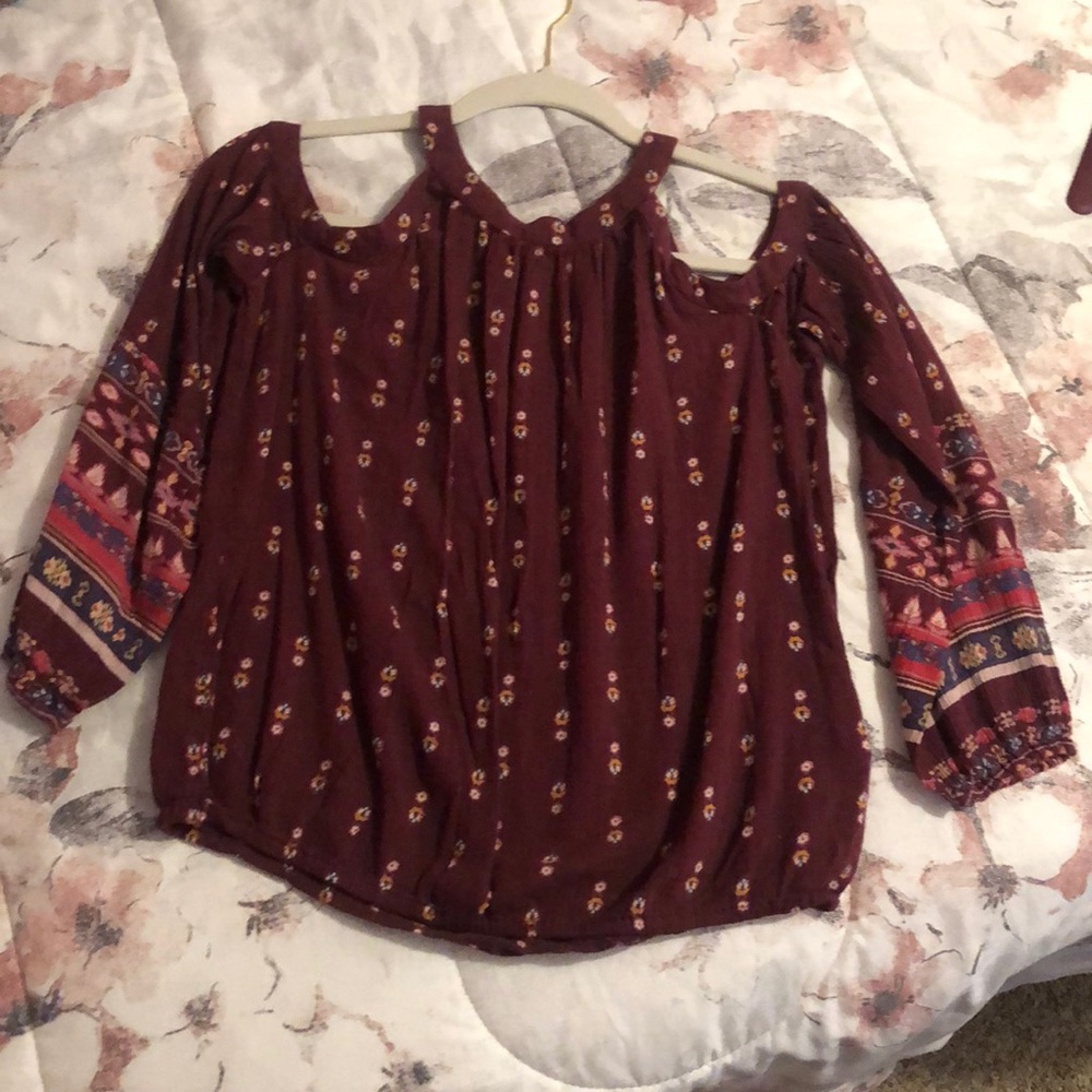 OFF SHOULDER 1/2 SLEEVE